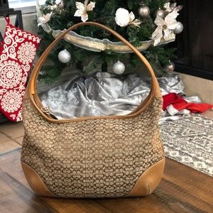Coach hobo shoulder bag with matching wallet